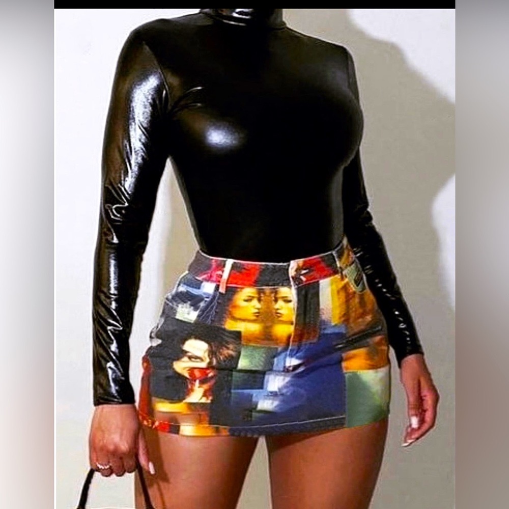 ⚡️Supermodel Print Mini🖤 - Picture 3 of 3